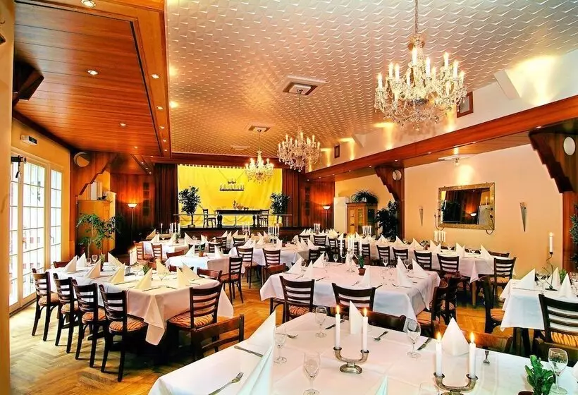 Hotelli Und Restaurant Adler