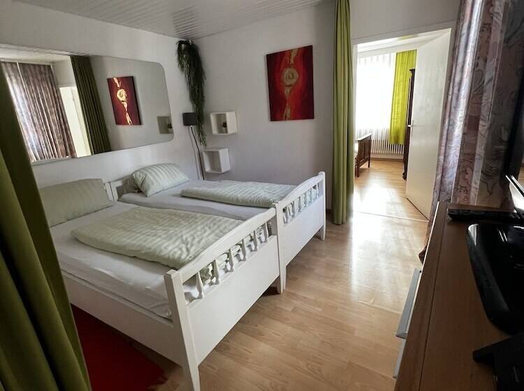 호텔 Und Restaurant Adler