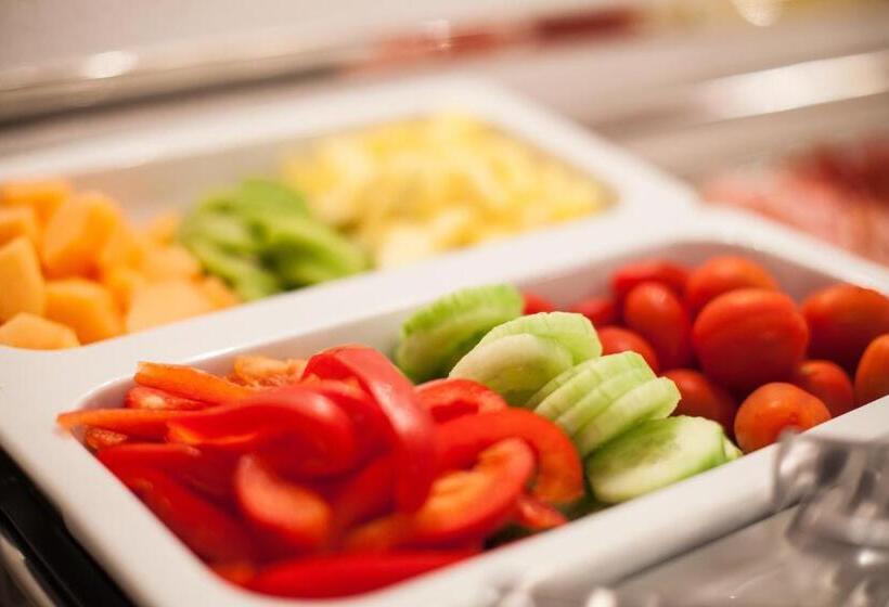 Отель Vier Jahreszeiten