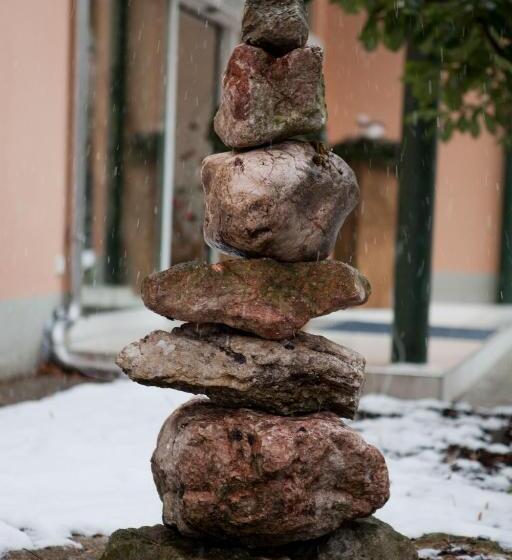 Отель Vier Jahreszeiten