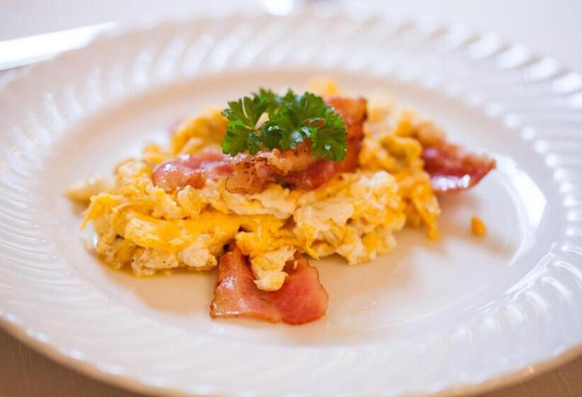 Отель Vier Jahreszeiten