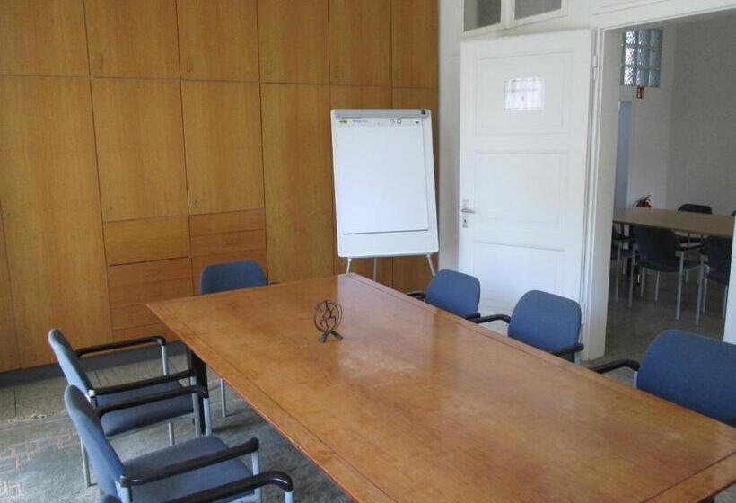 فندق World House Wetten