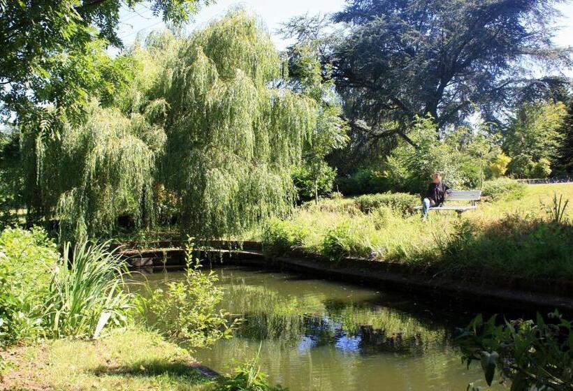 فندق World House Wetten