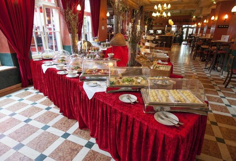 هتل Xii Apostel Albergo