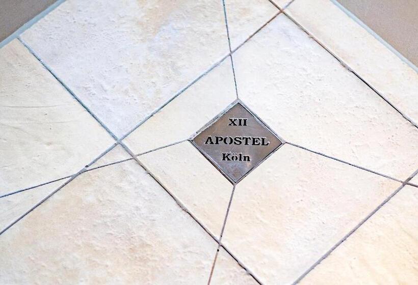 هتل Xii Apostel Albergo