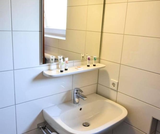 Martins Klause Airport Messe Hotel   Self Check In