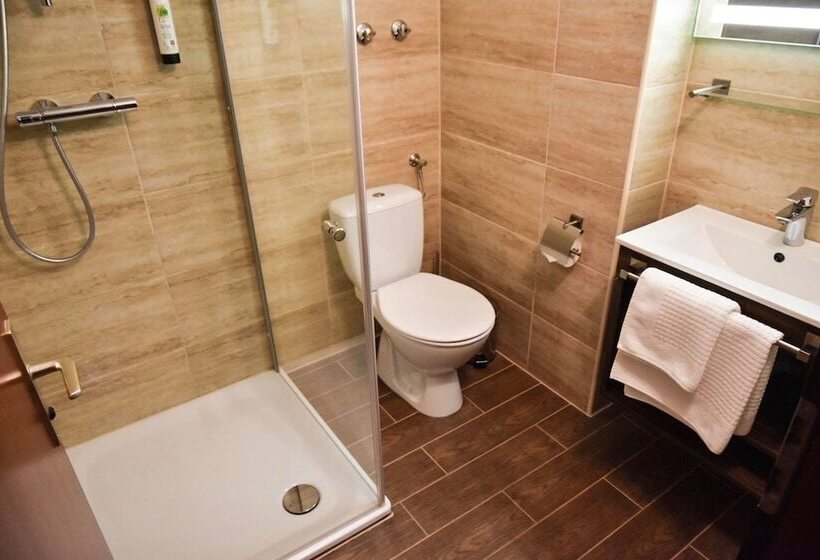 Martins Klause Airport Messe Hotel   Self Check In