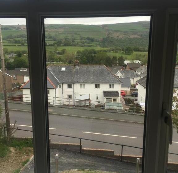 مبيت وإفطار Bryn Derwen