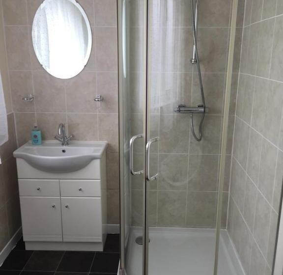 مبيت وإفطار Bryn Derwen