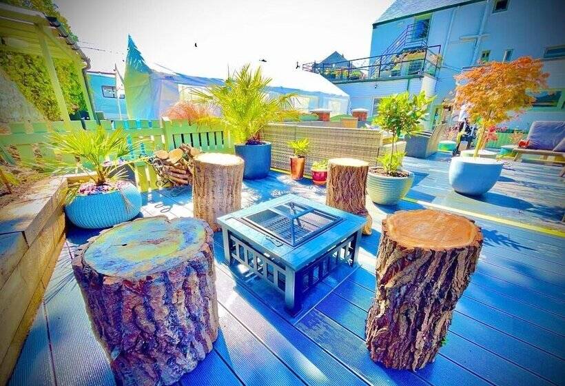 مبيت وإفطار Bull