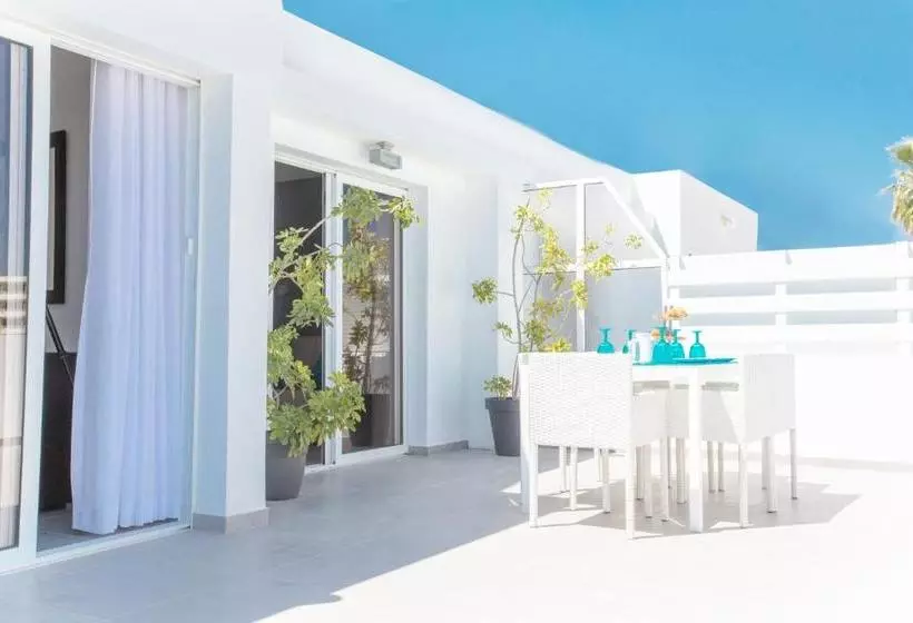 Evelina Apartment