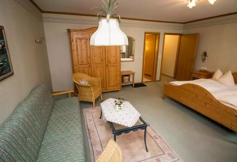 Hotel Altwirt
