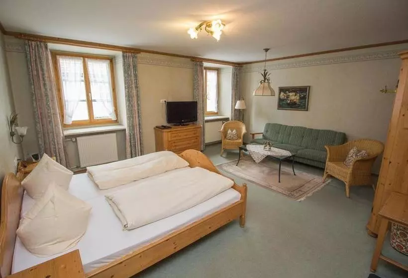Hotel Altwirt