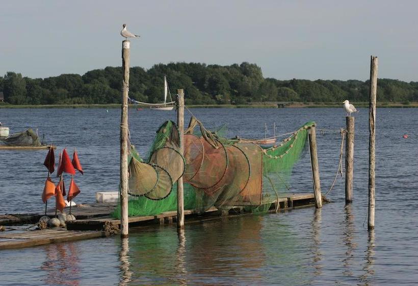 هتل An Der Schlei Garni