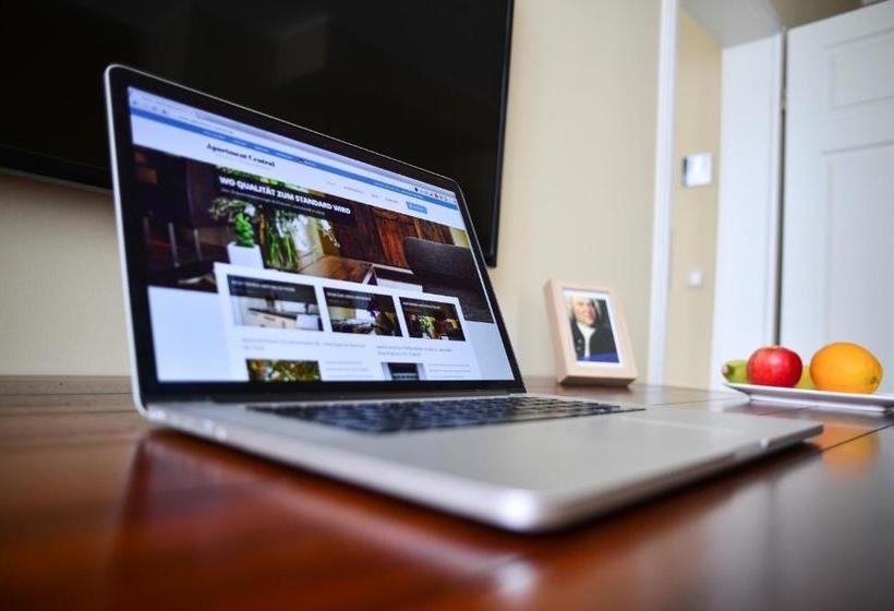 هتل Apartment Central Am Zoo