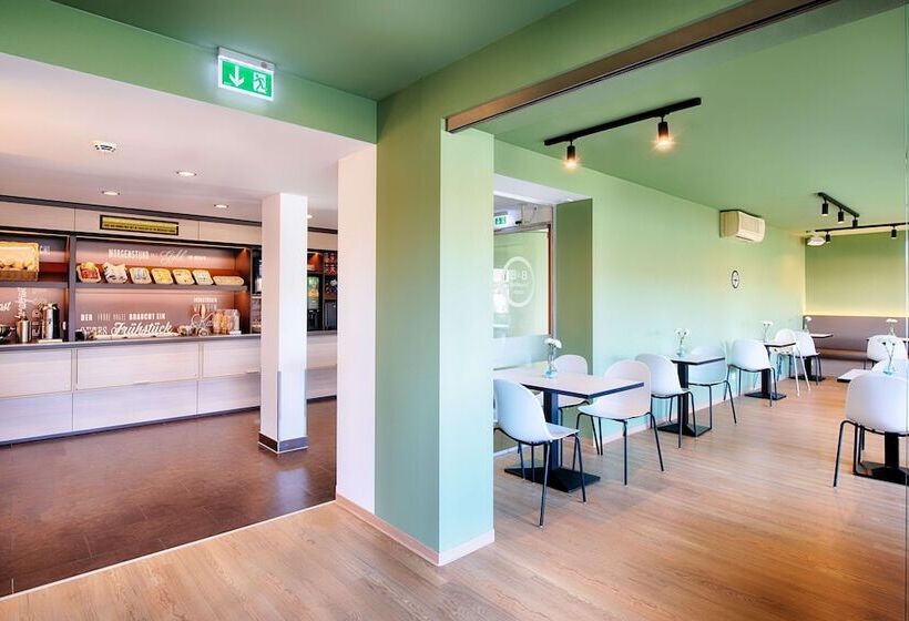 B&b Hotel Baden Airpark