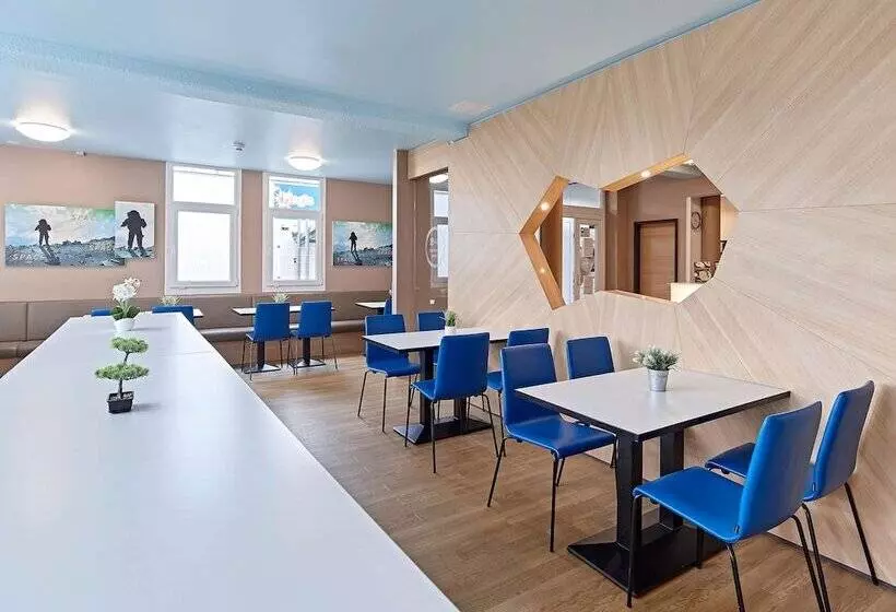 B&b Hotel Köln Airport