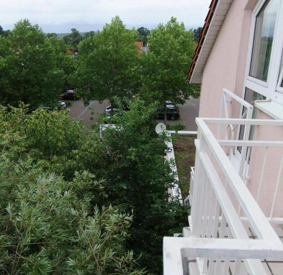 בית מלון כפרי Garni Classico