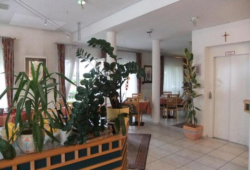 בית מלון כפרי Garni Classico