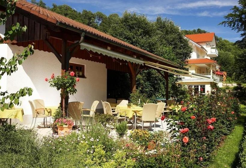 בית מלון כפרי Hack