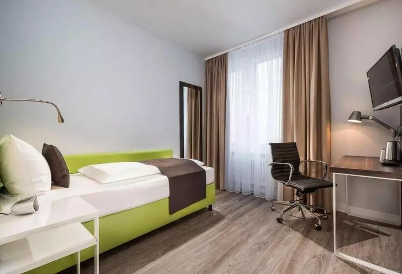 Hotelli Ibis Styles Offenburg City