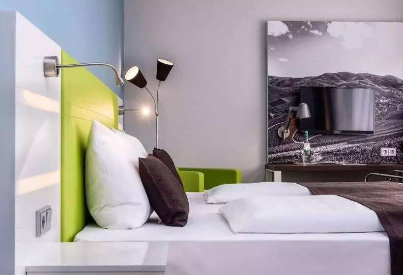Hotelli Ibis Styles Offenburg City