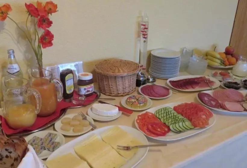 Hotelli Pension Alfa