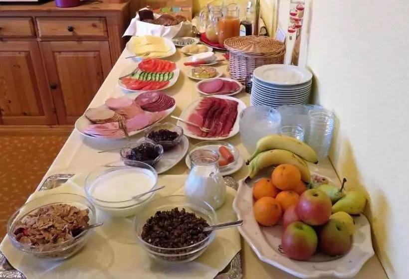 Hotelli Pension Alfa