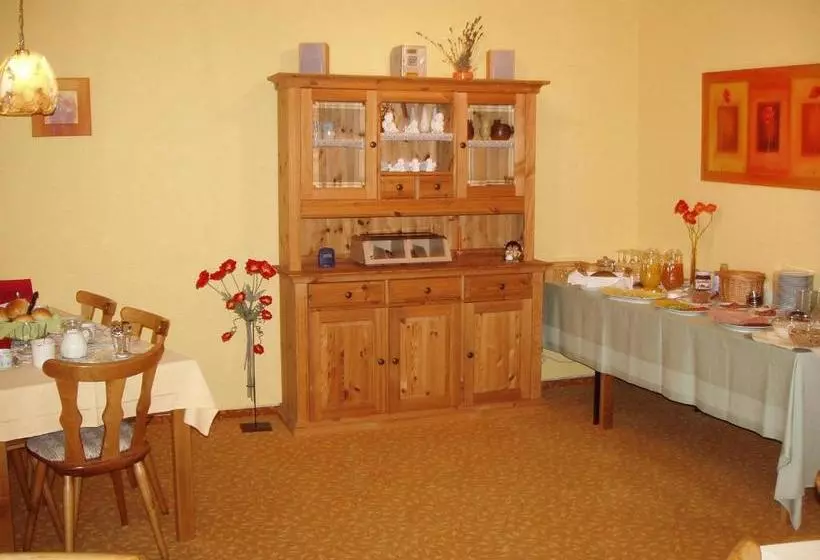 Hotelli Pension Alfa