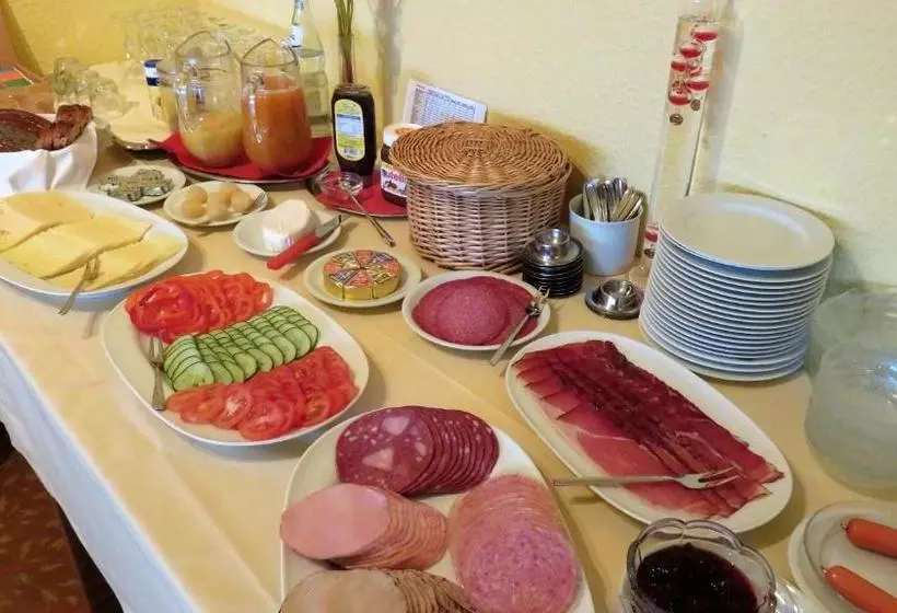 Hotelli Pension Alfa