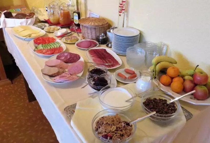 Hotelli Pension Alfa