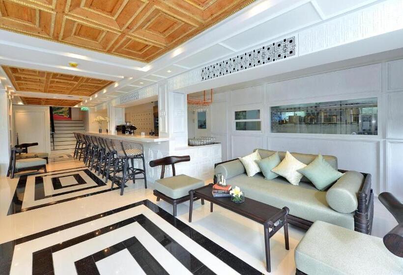 هتل Riva Arun Bangkok