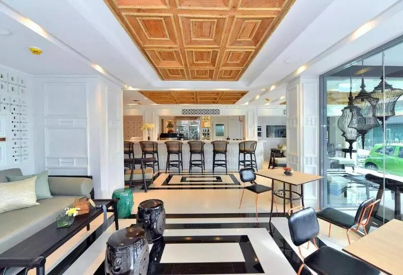 هتل Riva Arun Bangkok