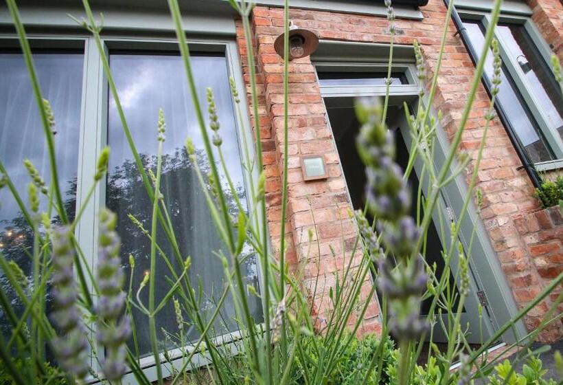 The Residence Hotel At The Nottinghamshire Golf & Country Club