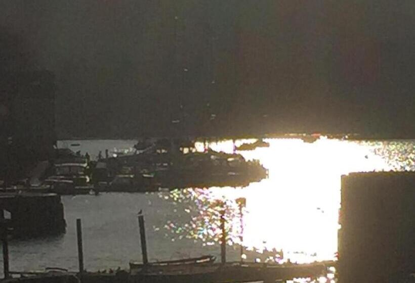 ホテル The Westmorland Inn