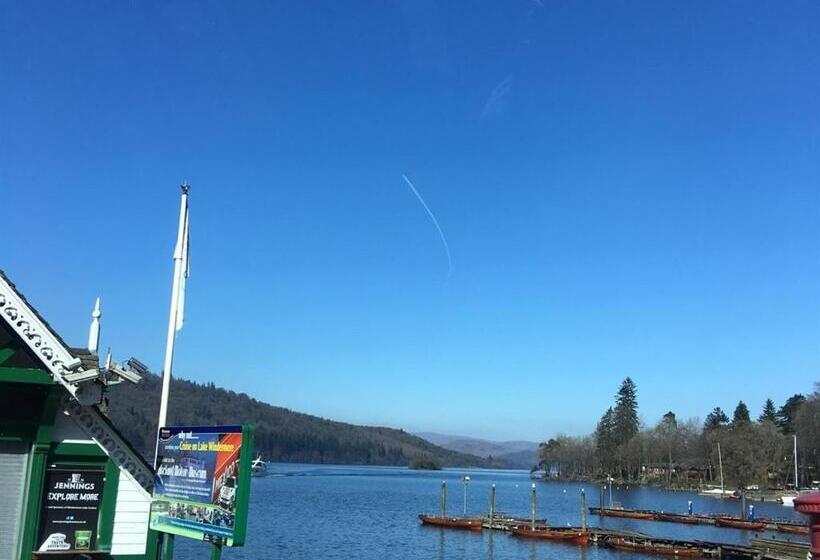 ホテル The Westmorland Inn