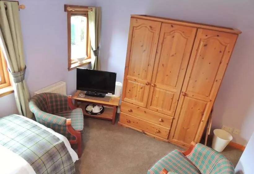 Invicta House B&b