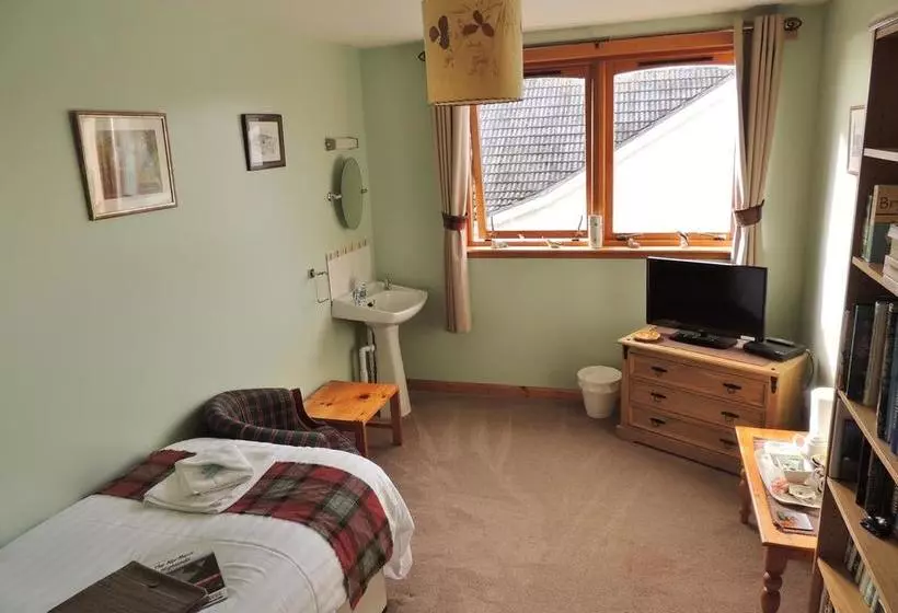 Invicta House B&b