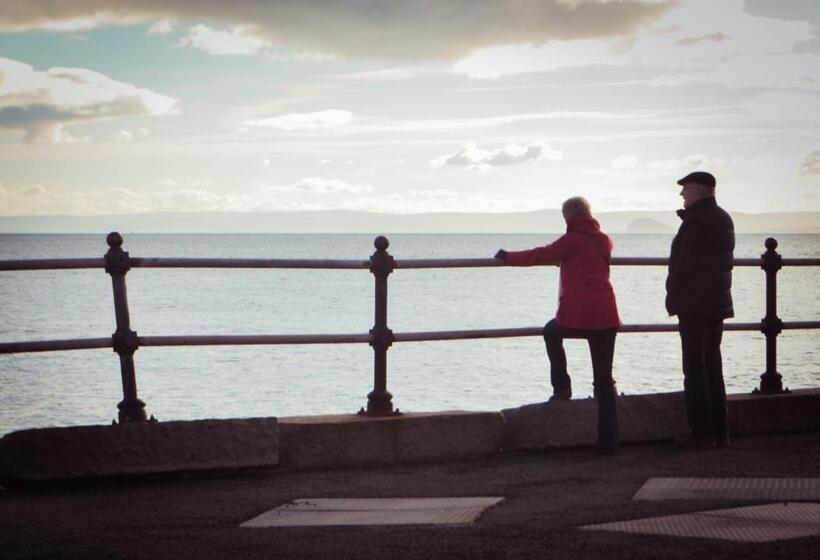 Murray Library Hostel