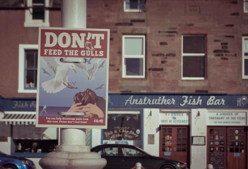 Murray Library Hostel