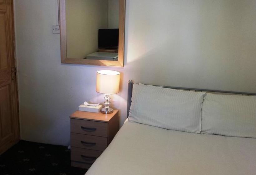 הוסטל Whitechapel Rooms