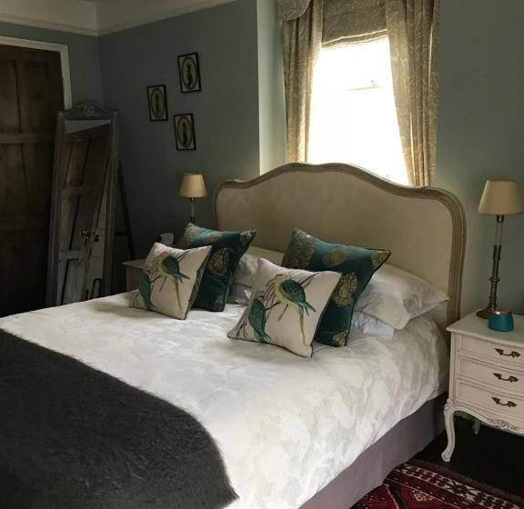 住宿加早餐  Poplar House