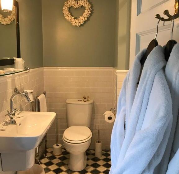 住宿加早餐  Poplar House