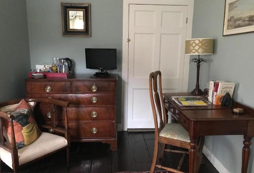 住宿加早餐  Poplar House