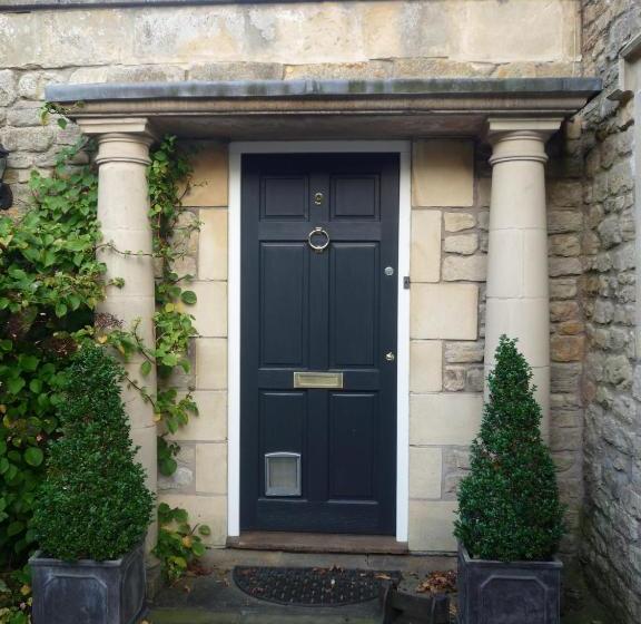 住宿加早餐  Poplar House