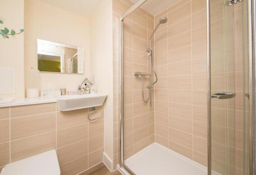 تختخواب و صبحانه Rowan Park Lodge