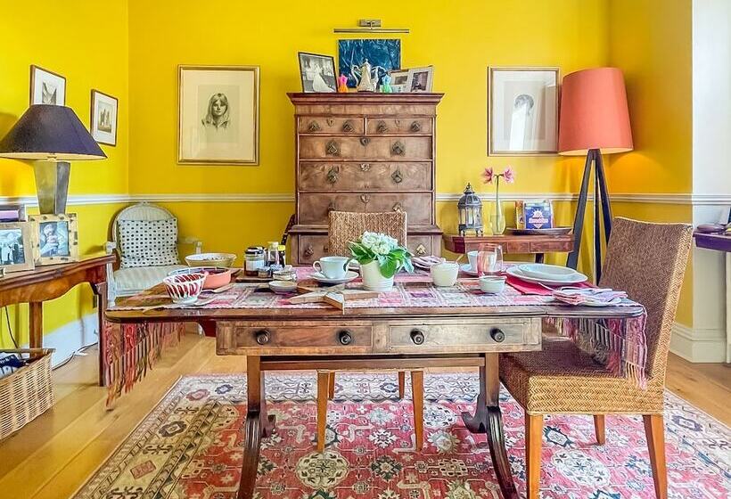 Bed and Breakfast The Clock Tower