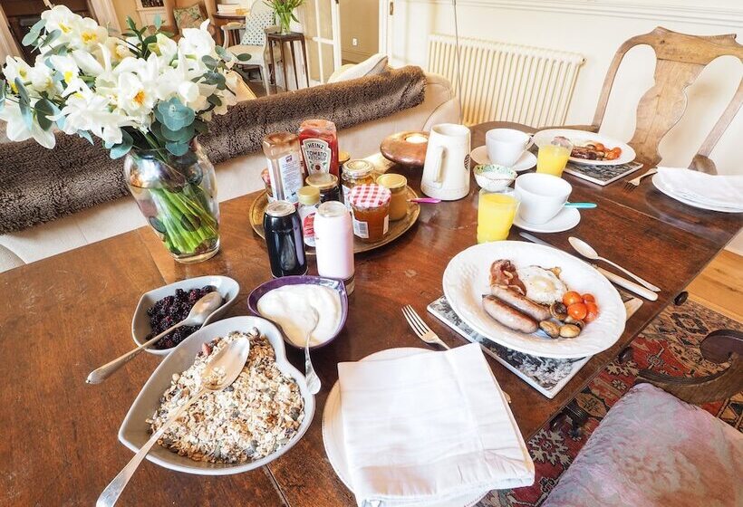 Bed and Breakfast The Clock Tower