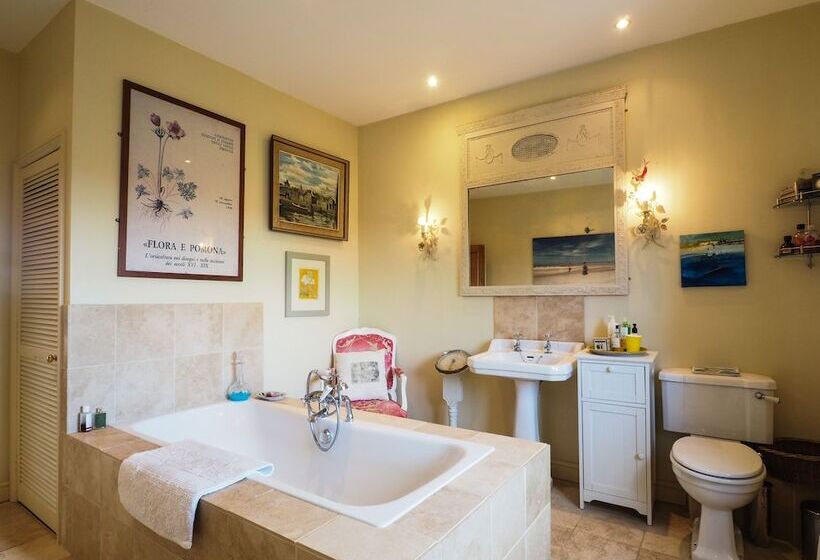 Bed and Breakfast The Clock Tower