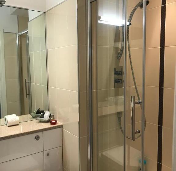 Bed and Breakfast Glenlyon Flat   Nec